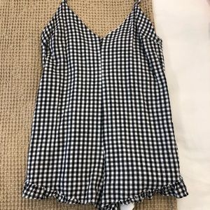KENDALL & KYLIE gingham romper
